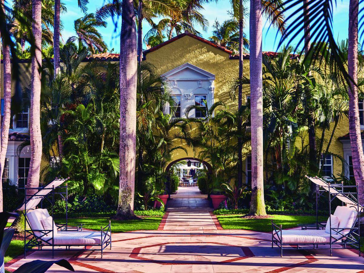 Palm Beach Worth Avenue luxury shopping