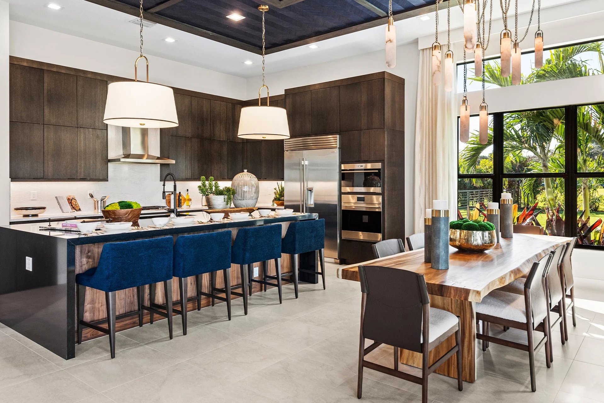 Lotus Edge Modern Şef Mutfağı