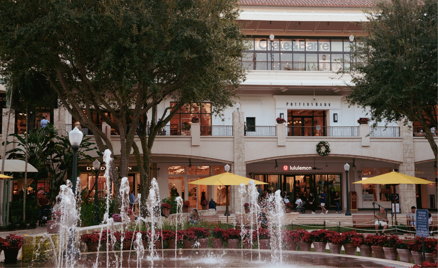 Ponce Park Rooftop Pool